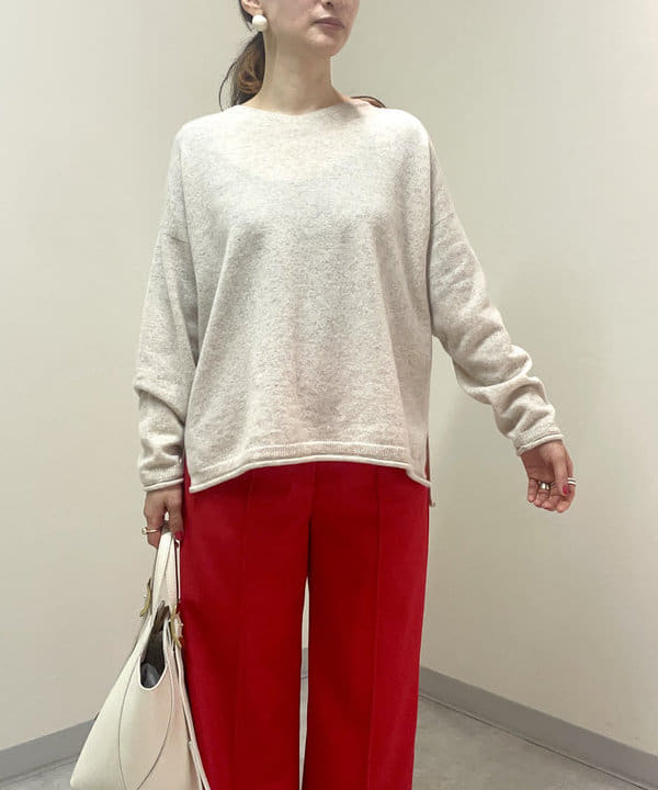 越智 里美さんの「BEAMS WOMEN｜Demi-Luxe BEAMS / ウールフラノ ピンタック パンツ」を使ったコーディネート