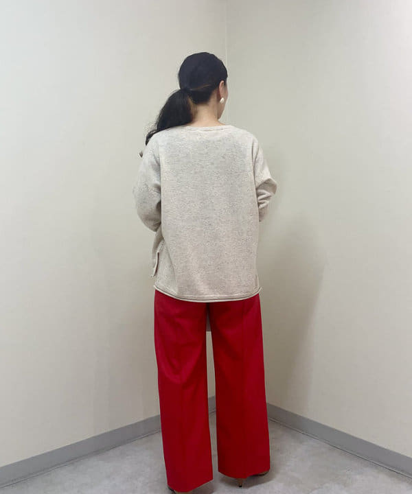 越智 里美さんの「BEAMS WOMEN｜Demi-Luxe BEAMS / ウールフラノ ピンタック パンツ」を使ったコーディネート