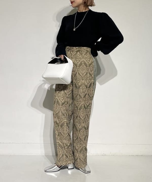 カワグチ シオリさんの「BEAMS WOMEN｜Ray BEAMS / アンクルストラップ パンプス」を使ったコーディネート