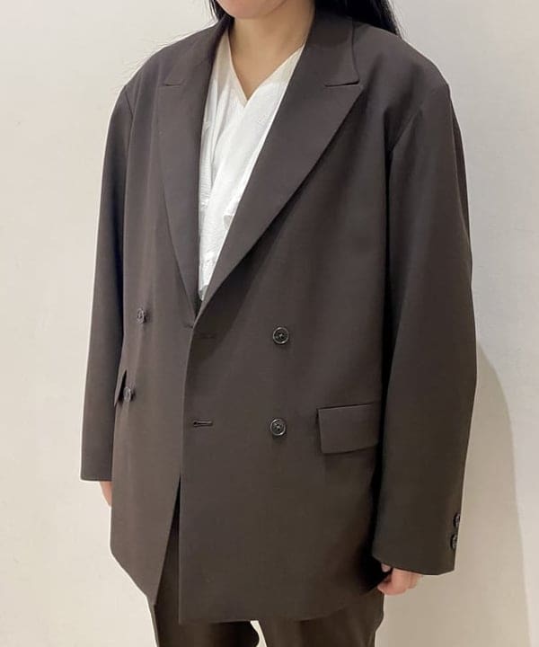 鈴木 悠里さんの「BEAMS WOMEN｜」を使ったコーディネート