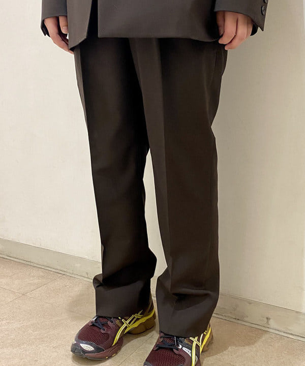 鈴木 悠里さんの「BEAMS WOMEN｜」を使ったコーディネート