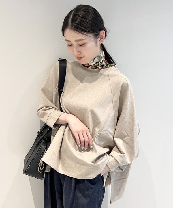 隈元 楓さんの「BEAMS WOMEN｜TOFF&LOADSTONE / ジョリー ミニボストン ショルダーバッグ」を使ったコーディネート