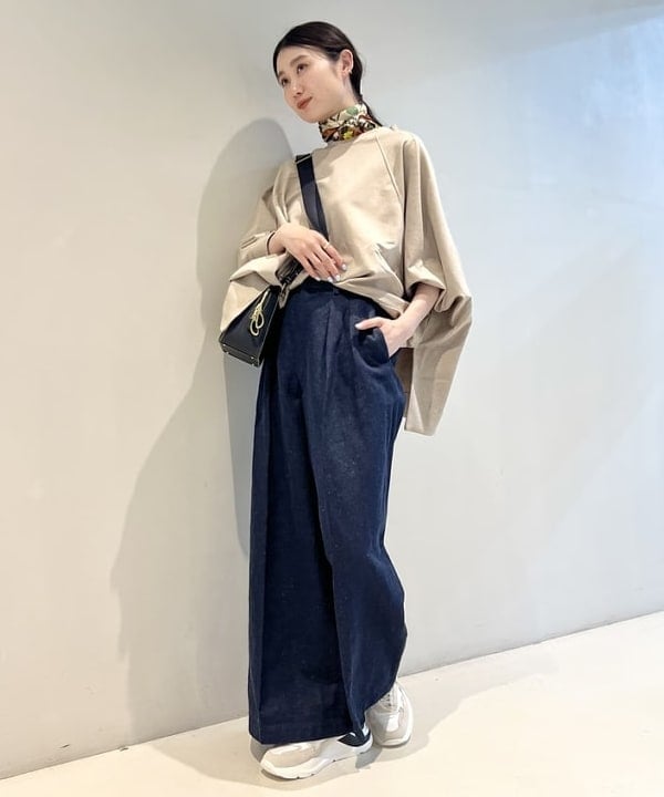 隈元 楓さんの「BEAMS WOMEN｜TOFF&LOADSTONE / ジョリー ミニボストン ショルダーバッグ」を使ったコーディネート