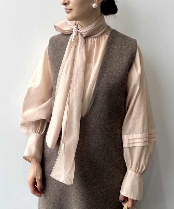 越智 里美さんの「BEAMS WOMEN｜Demi-Luxe BEAMS / パール イヤリング」を使ったコーディネート
