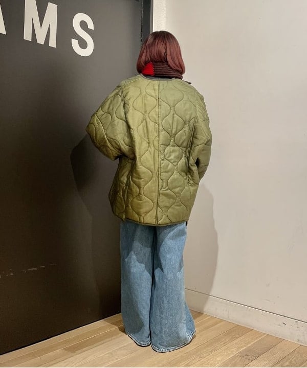 葛岡 七海さんの「BEAMS WOMEN｜Ray BEAMS / ギャザー ボリューム スリーブ Tシャツ」を使ったコーディネート