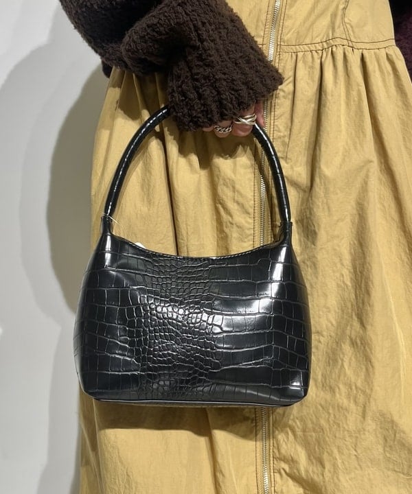 カワグチ シオリさんの「BEAMS WOMEN｜」を使ったコーディネート