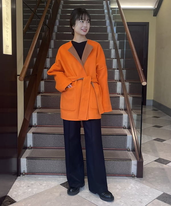 蒲原 捺美さんの「BEAMS WOMEN｜Demi-Luxe BEAMS / クルーネック ベルト付き リバーコート」を使ったコーディネート