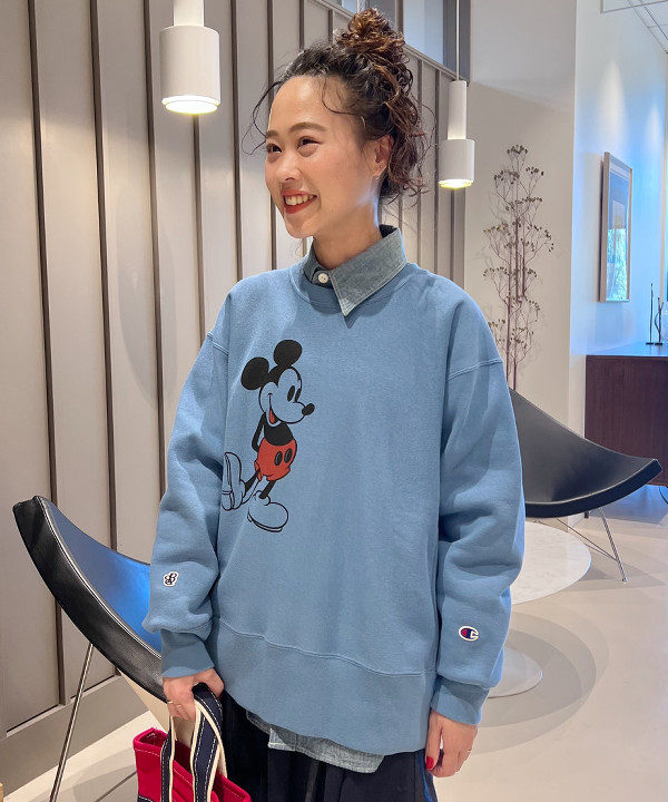 清水 彩乃さんの「BEAMS WOMEN｜【別注】BUZZ RICKSON'S / シャンブレー ロングスリーブ シャツ」を使ったコーディネート