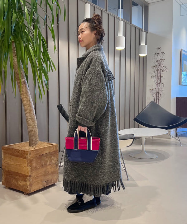 清水 彩乃さんの「BEAMS WOMEN｜【別注】BUZZ RICKSON'S / シャンブレー ロングスリーブ シャツ」を使ったコーディネート