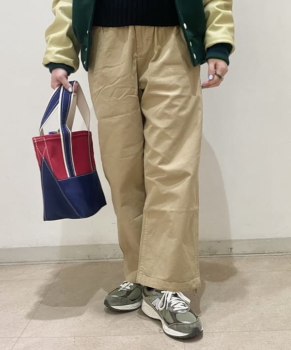 木村 海侑さんの「BEAMS WOMEN｜L.L.Bean / Deep Bottom Deluxe Boat and Tote S」を使ったコーディネート