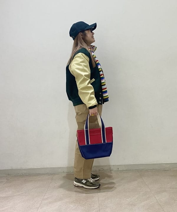 木村 海侑さんの「BEAMS WOMEN｜L.L.Bean / Deep Bottom Deluxe Boat and Tote S」を使ったコーディネート