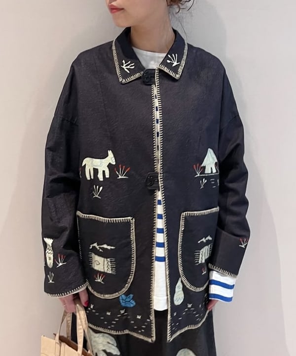 清水 彩乃さんの「BEAMS WOMEN｜BEAMS BOY / BBロゴ ショップバック」を使ったコーディネート