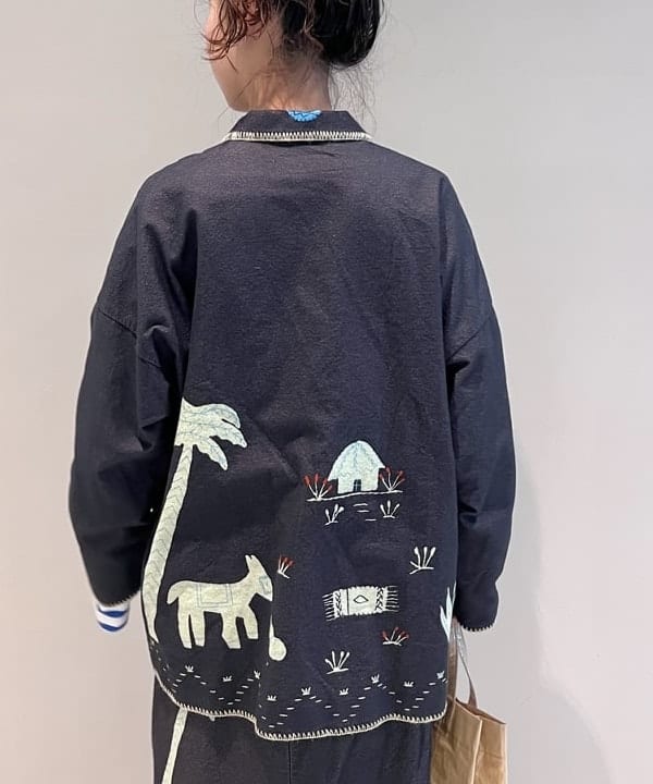 清水 彩乃さんの「BEAMS WOMEN｜BEAMS BOY / BBロゴ ショップバック」を使ったコーディネート