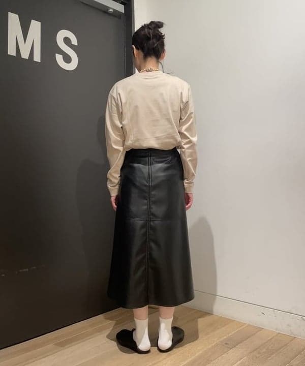 鈴木 亜美さんの「BEAMS WOMEN｜」を使ったコーディネート