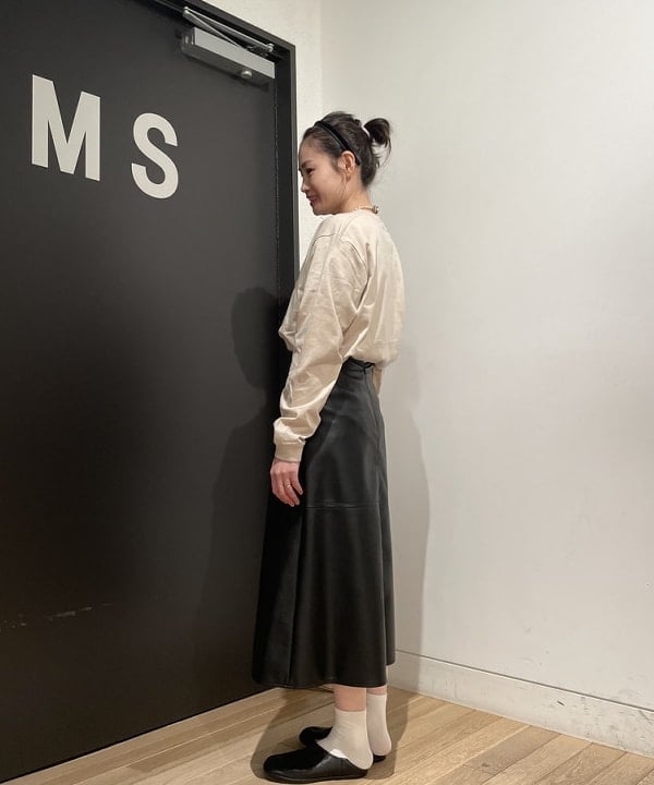 鈴木 亜美さんの「BEAMS WOMEN｜」を使ったコーディネート