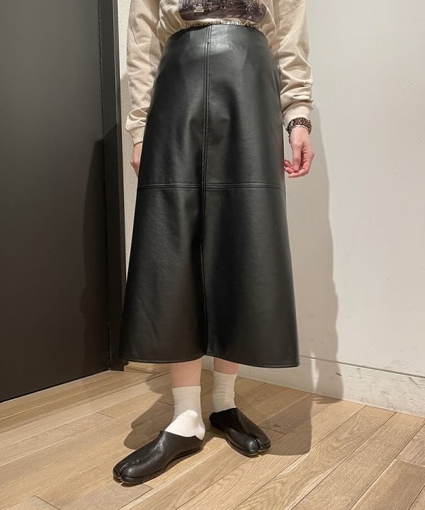鈴木 亜美さんの「BEAMS WOMEN｜」を使ったコーディネート