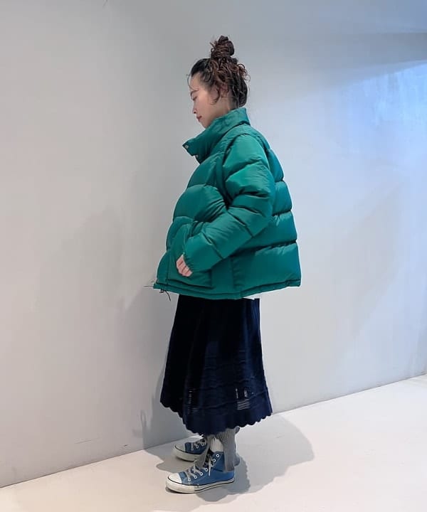 清水 彩乃さんの「BEAMS WOMEN｜ナバルボーダー ビッグ ボートネック カットソー」を使ったコーディネート