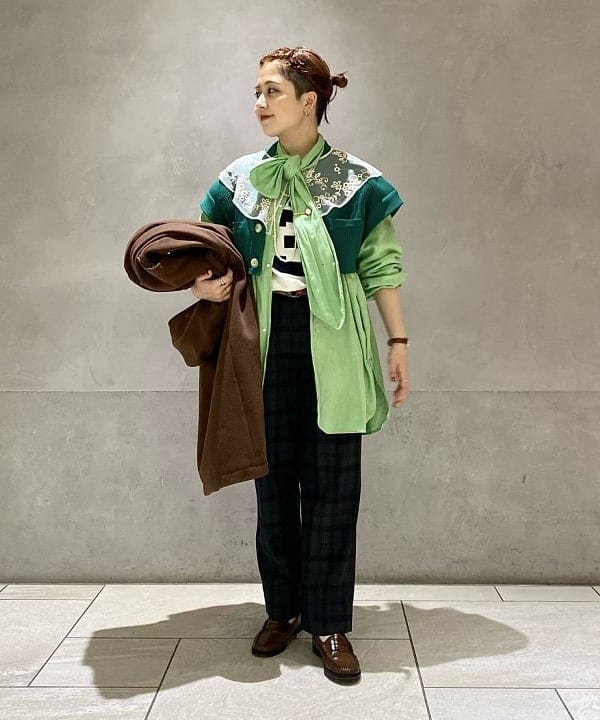 吉野 多恵さんの「BEAMS WOMEN｜BEAMS BOY / GOLDメッキ 0.8mm リング」を使ったコーディネート