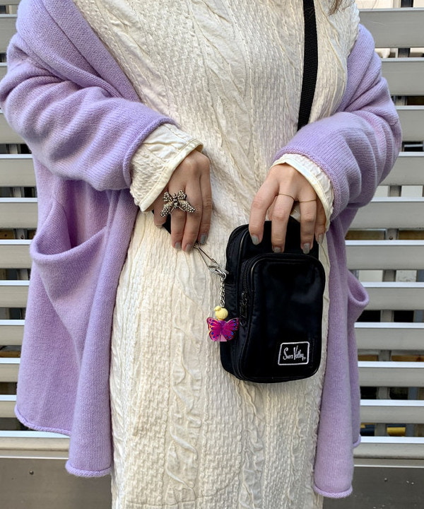 ナツハさんの「BEAMS WOMEN｜BEAMS BOY / GOLDメッキ 0.8mm リング」を使ったコーディネート