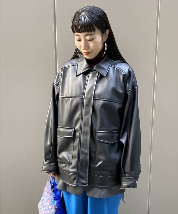 庭野 優紀さんの「BEAMS WOMEN｜Ray BEAMS / アンクルストラップ パンプス」を使ったコーディネート