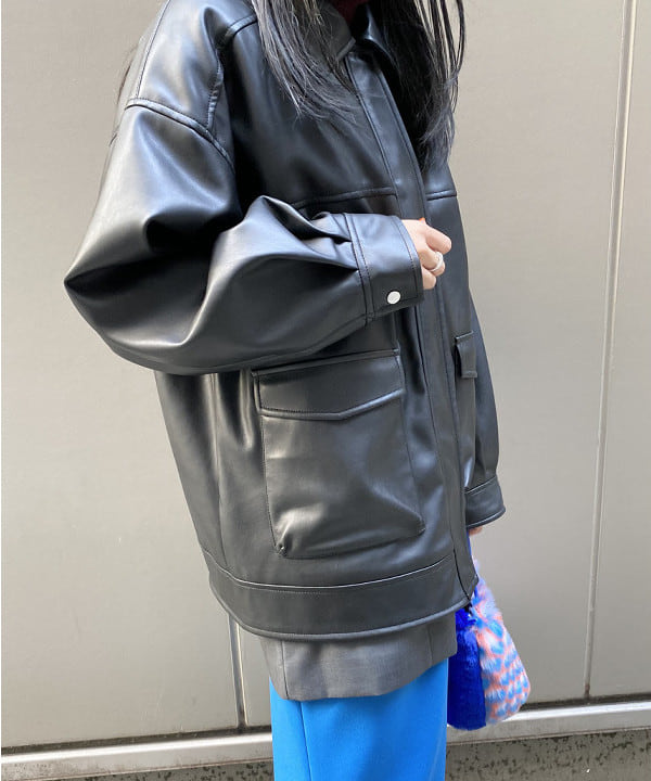 庭野 優紀さんの「BEAMS WOMEN｜Ray BEAMS / アンクルストラップ パンプス」を使ったコーディネート