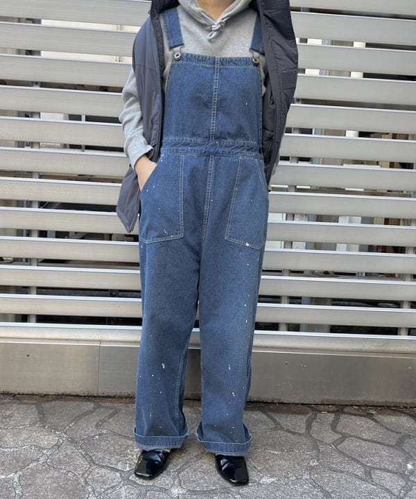 朱華さんの「BEAMS WOMEN｜Ray BEAMS / アンクルストラップ パンプス」を使ったコーディネート