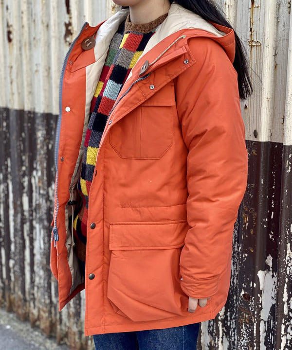 鈴木 悠里さんの「BEAMS WOMEN｜BEAMS PLUS / Crew Hand Knit Patchwork」を使ったコーディネート