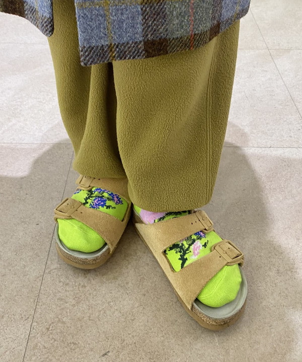 木村 海侑さんの「BEAMS WOMEN｜BEAMS BOY / 樹脂 パール ロング ネックレス」を使ったコーディネート