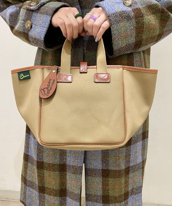 木村 海侑さんの「BEAMS WOMEN｜BEAMS BOY / 樹脂 パール ロング ネックレス」を使ったコーディネート