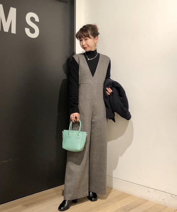 佐藤 美樹さんの「BEAMS WOMEN｜PHILIPPE AUDIBERT × Demi-Luxe BEAMS / 別注 Millie ネックレス シルバー」を使ったコーディネート