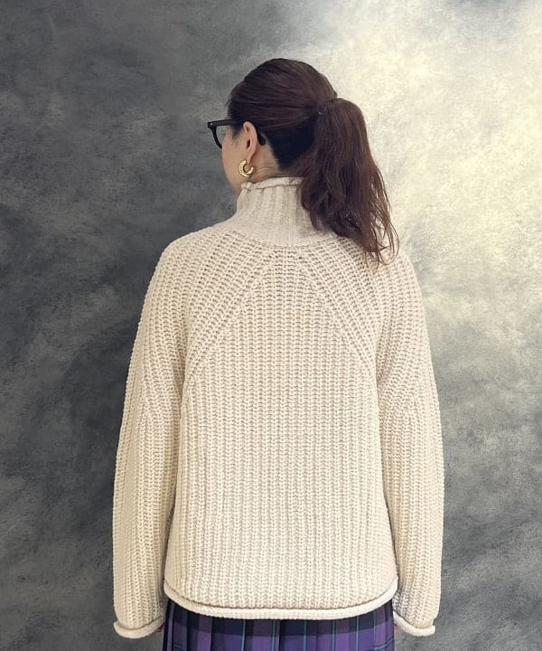 大川 美咲さんの「BEAMS WOMEN｜」を使ったコーディネート