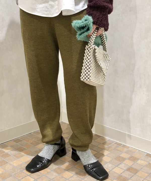乙藤 侑里さんの「BEAMS WOMEN｜Ray BEAMS / アンクルストラップ パンプス」を使ったコーディネート