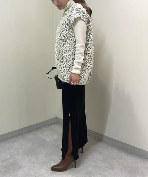 越智 里美さんの「BEAMS WOMEN｜EFFE BEAMS / カラミリボン ブラウス」を使ったコーディネート