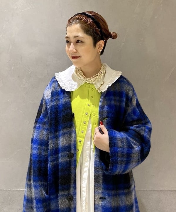 吉野 多恵さんの「BEAMS WOMEN｜BEAMS BOY / GOLDメッキ 0.8mm リング」を使ったコーディネート