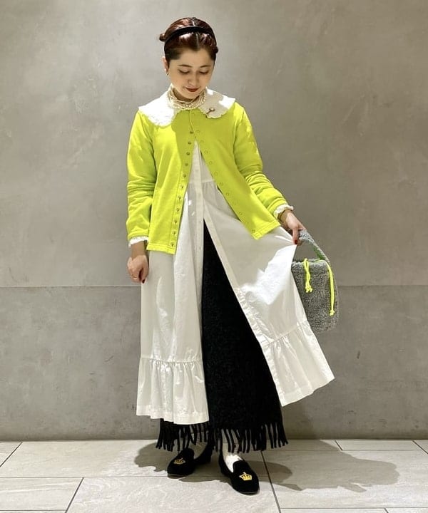 吉野 多恵さんの「BEAMS WOMEN｜BEAMS BOY / GOLDメッキ 0.8mm リング」を使ったコーディネート