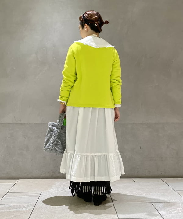 吉野 多恵さんの「BEAMS WOMEN｜BEAMS BOY / GOLDメッキ 0.8mm リング」を使ったコーディネート