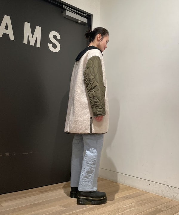 鈴木 亜美さんの「BEAMS WOMEN｜Dr.Martens / AUDRICK」を使ったコーディネート