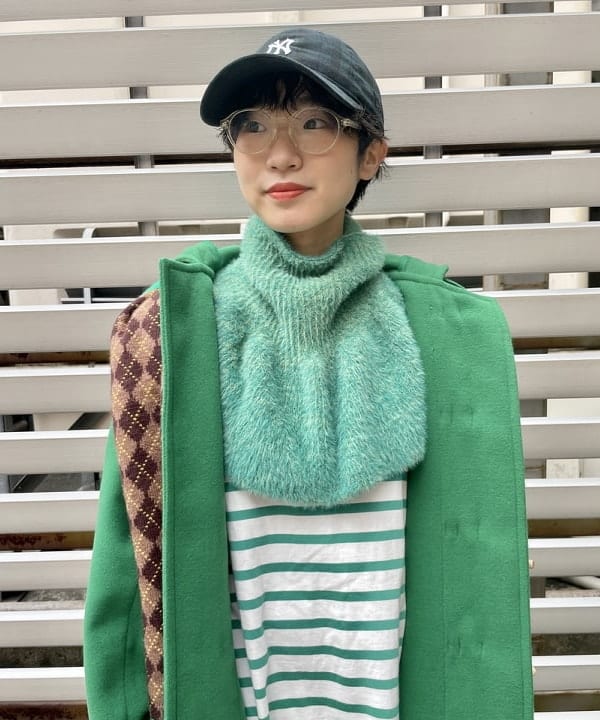 みりさんの「BEAMS WOMEN｜BEAMS BOY / ポリエステル ウール シンチ バック スラックス」を使ったコーディネート