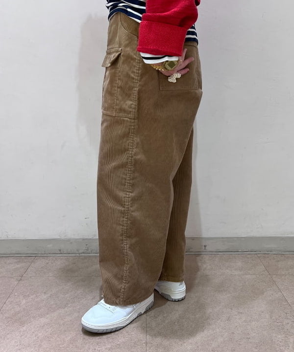 清水 彩乃さんの「BEAMS WOMEN｜L.L.Bean / Deep Bottom Deluxe Boat and Tote S」を使ったコーディネート