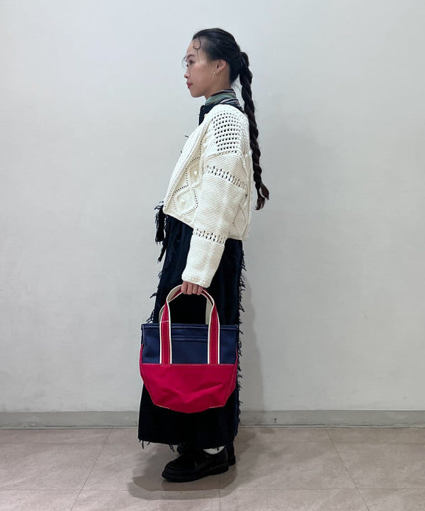 清水 彩乃さんの「BEAMS WOMEN｜L.L.Bean / Deep Bottom Deluxe Boat and Tote S」を使ったコーディネート