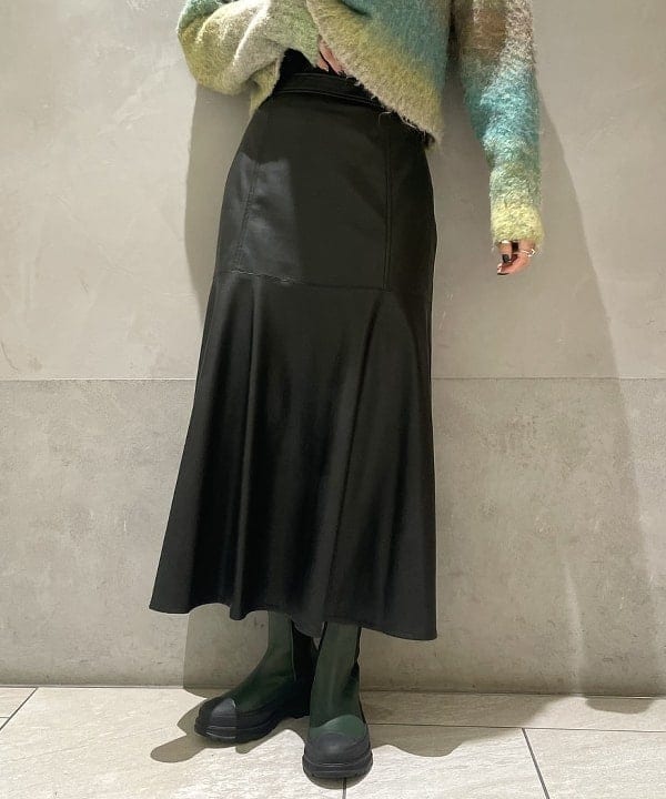 シマダリツコさんの「BEAMS WOMEN｜」を使ったコーディネート