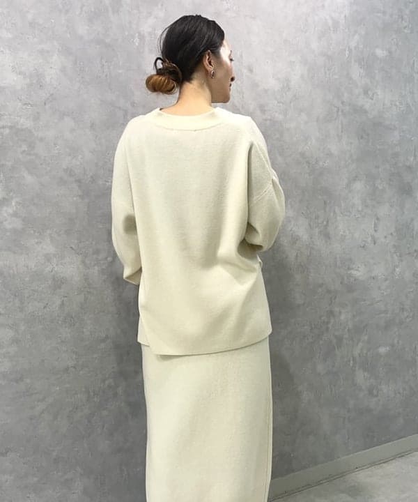 越智 里美さんの「BEAMS WOMEN｜Demi-Luxe BEAMS / ノーカラー シャギーコート」を使ったコーディネート