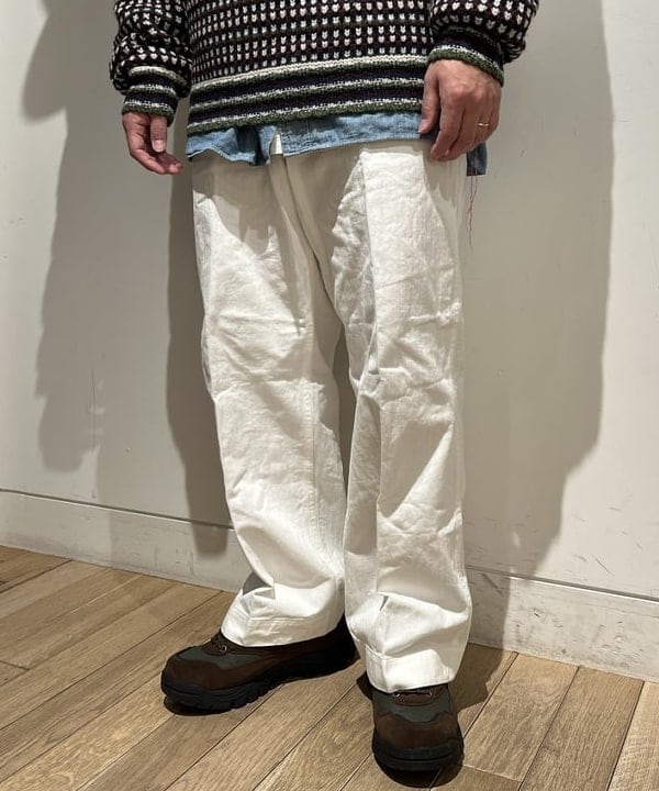 滝沢 一喜さんの「BEAMS WOMEN｜BEAMS PLUS / MIL Trousers Herringbone」を使ったコーディネート