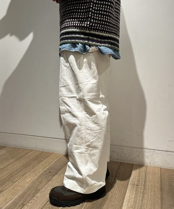 滝沢 一喜さんの「BEAMS WOMEN｜BEAMS PLUS / MIL Trousers Herringbone」を使ったコーディネート