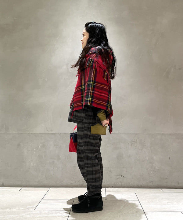 カスタニ モモノさんの「BEAMS WOMEN｜L.L.Bean × BEAMS PLUS ＆ BEAMS BOY / Deep Bottom Deluxe Boat and Tote Mini」を使ったコーディネート