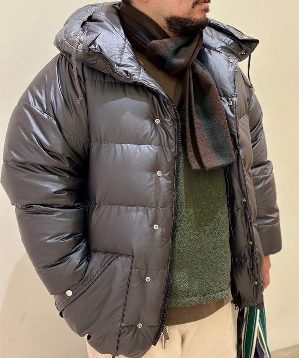 佐々木 優さんの「BEAMS WOMEN｜BEAMS PLUS / Cashmere School Scarf」を使ったコーディネート