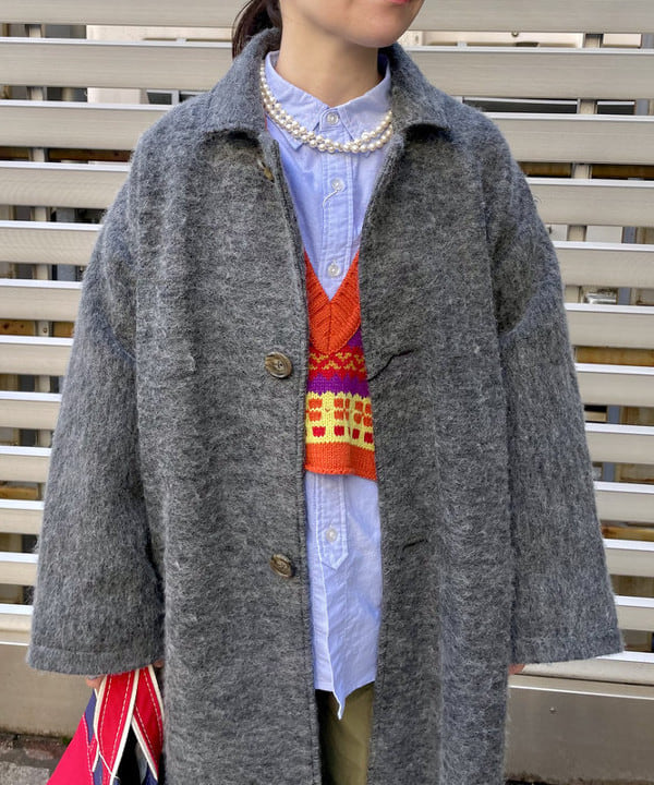 コウリキ　マミさんの「BEAMS WOMEN｜L.L.Bean × BEAMS PLUS ＆ BEAMS BOY / Deep Bottom Deluxe Boat and Tote Mini」を使ったコーディネート