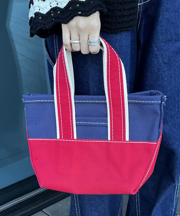 ミナミマリコさんの「BEAMS WOMEN｜L.L.Bean × BEAMS PLUS ＆ BEAMS BOY / Deep Bottom Deluxe Boat and Tote Mini」を使ったコーディネート