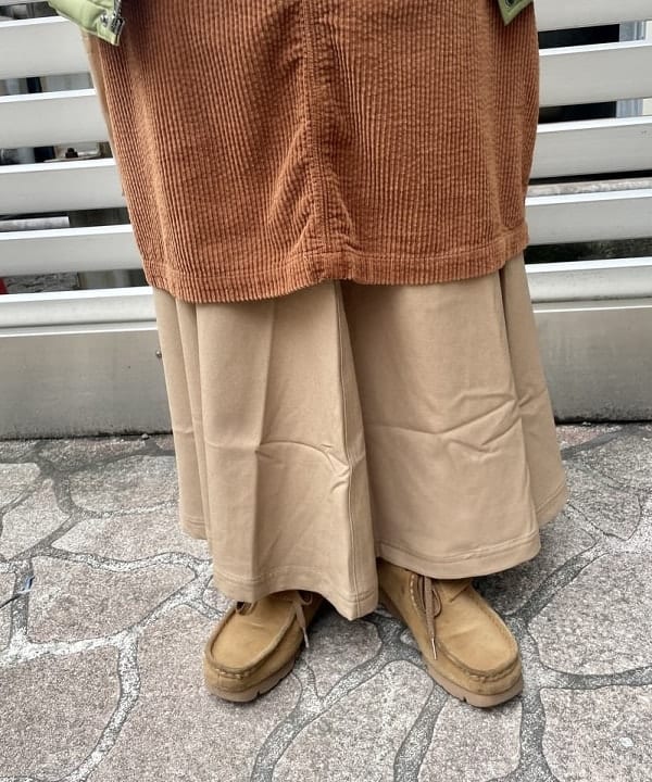 みりさんの「BEAMS WOMEN｜BEAMS BOY / BBロゴ ショップバック」を使ったコーディネート