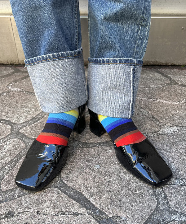 朱華さんの「BEAMS WOMEN｜BEAMS BOY / GOLDメッキ 0.8mm リング」を使ったコーディネート